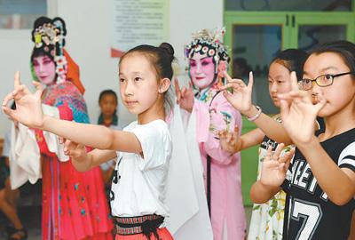 招生難升學(xué)難就業(yè)難 戲曲教育如何破“難”前行 招生難升學(xué)難就業(yè)難 戲曲教育如何破“難”前行